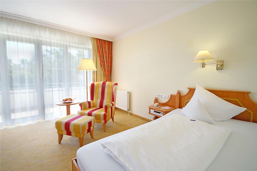 Parkhotel Bad Fussing Phòng bức ảnh